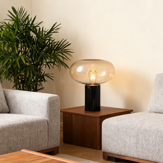 Modern Hotel Creative Bed Head Small Decorative Table Light Luxury Indoor Led Table Lamp