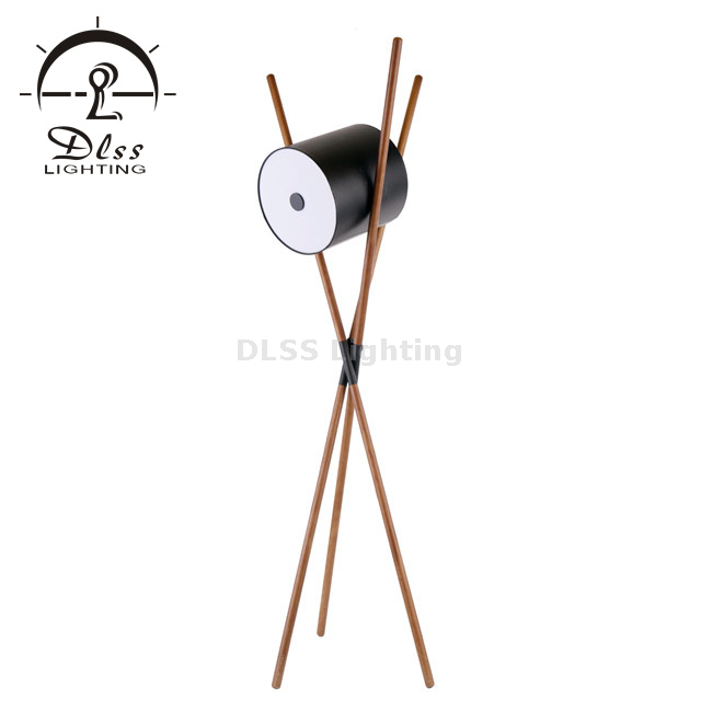 European Table Lamp for Home Decor, Decorative Leather Shade Walnut Tripod Table Lamp